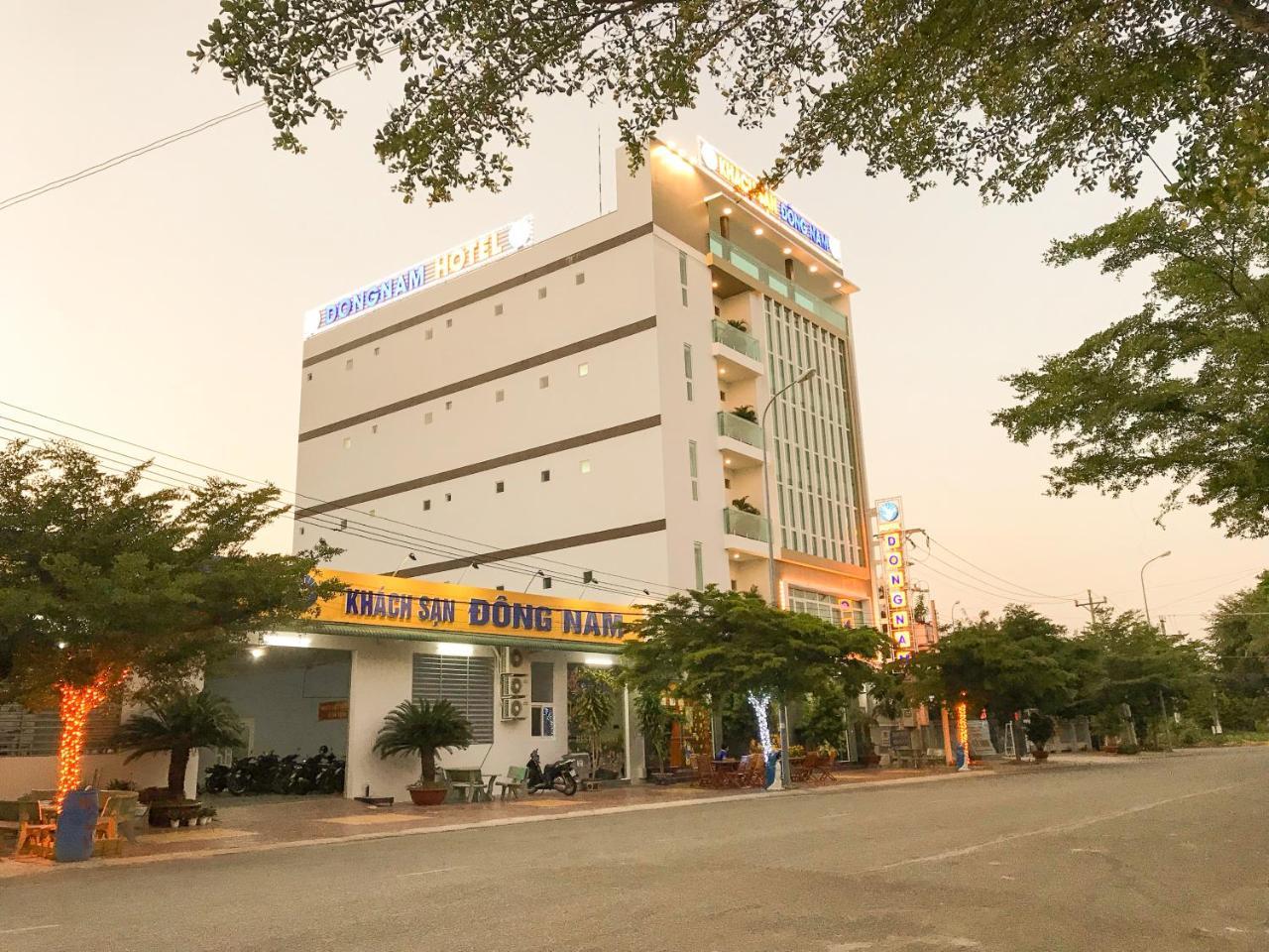 Dong Nam Hotel ฟานซาง ภายนอก รูปภาพ